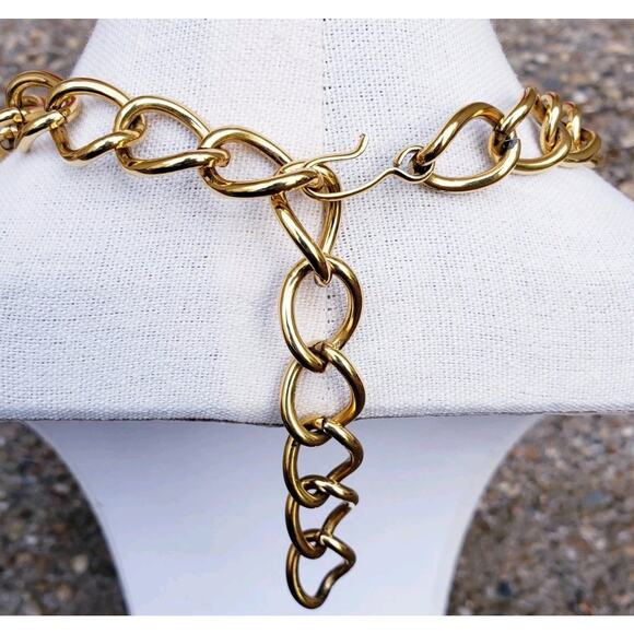 VINTAGE MONET BOLD MODERNIST CREAM & RED ENAMEL GOLD TONE BIB STATEMENT NECKLACE - Picture 4 of 7